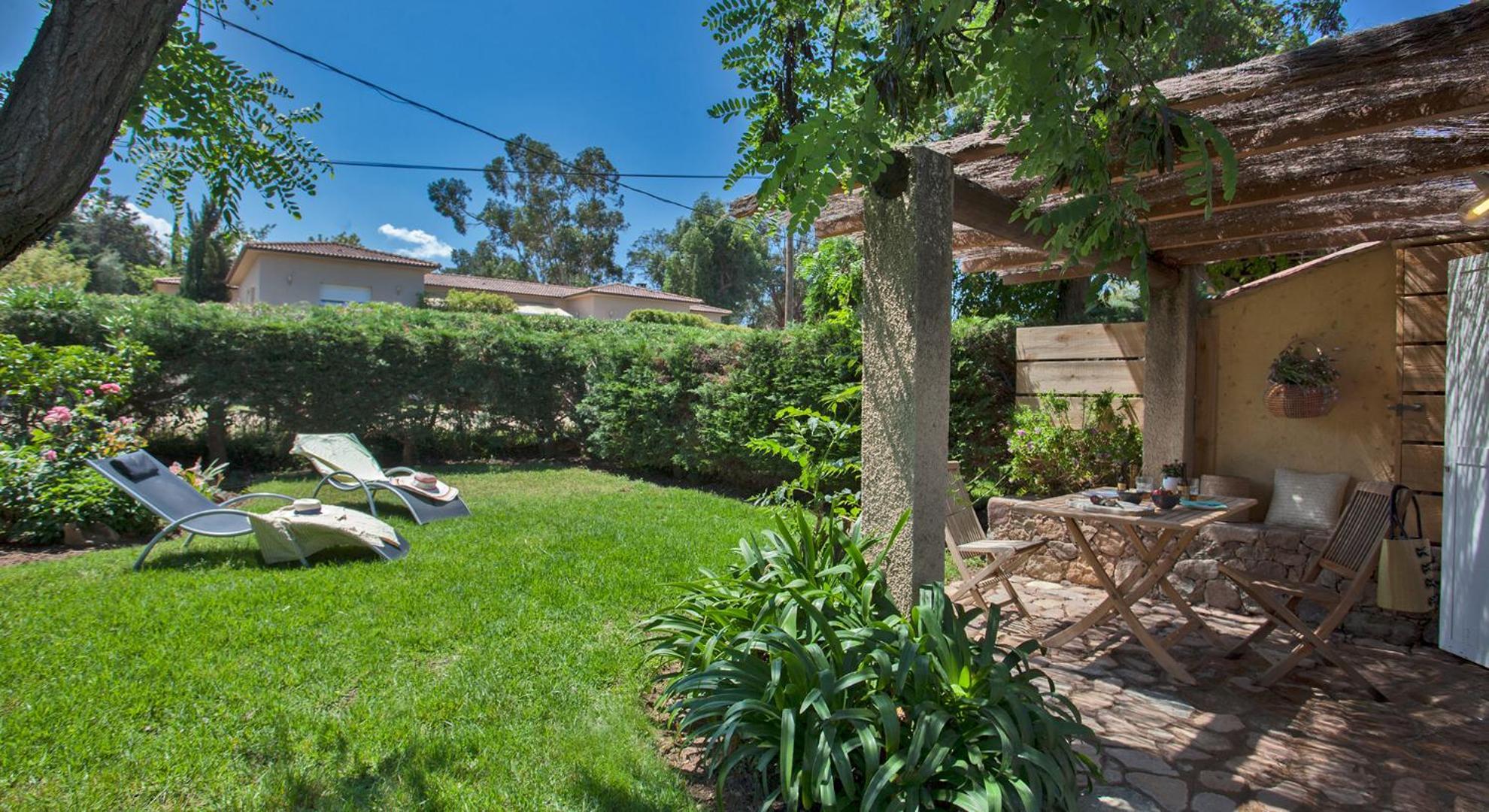 Residence Acquavital Καλβί Εξωτερικό φωτογραφία