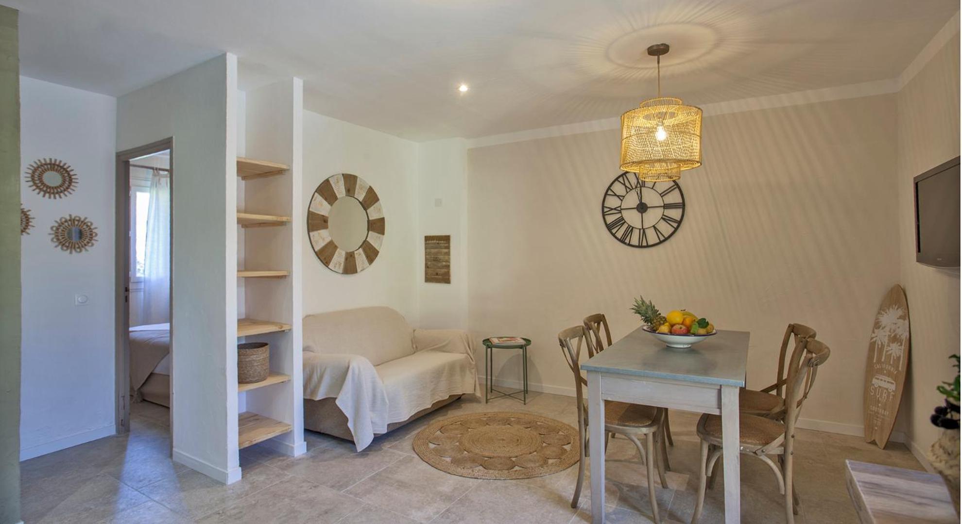 Residence Acquavital Καλβί Εξωτερικό φωτογραφία
