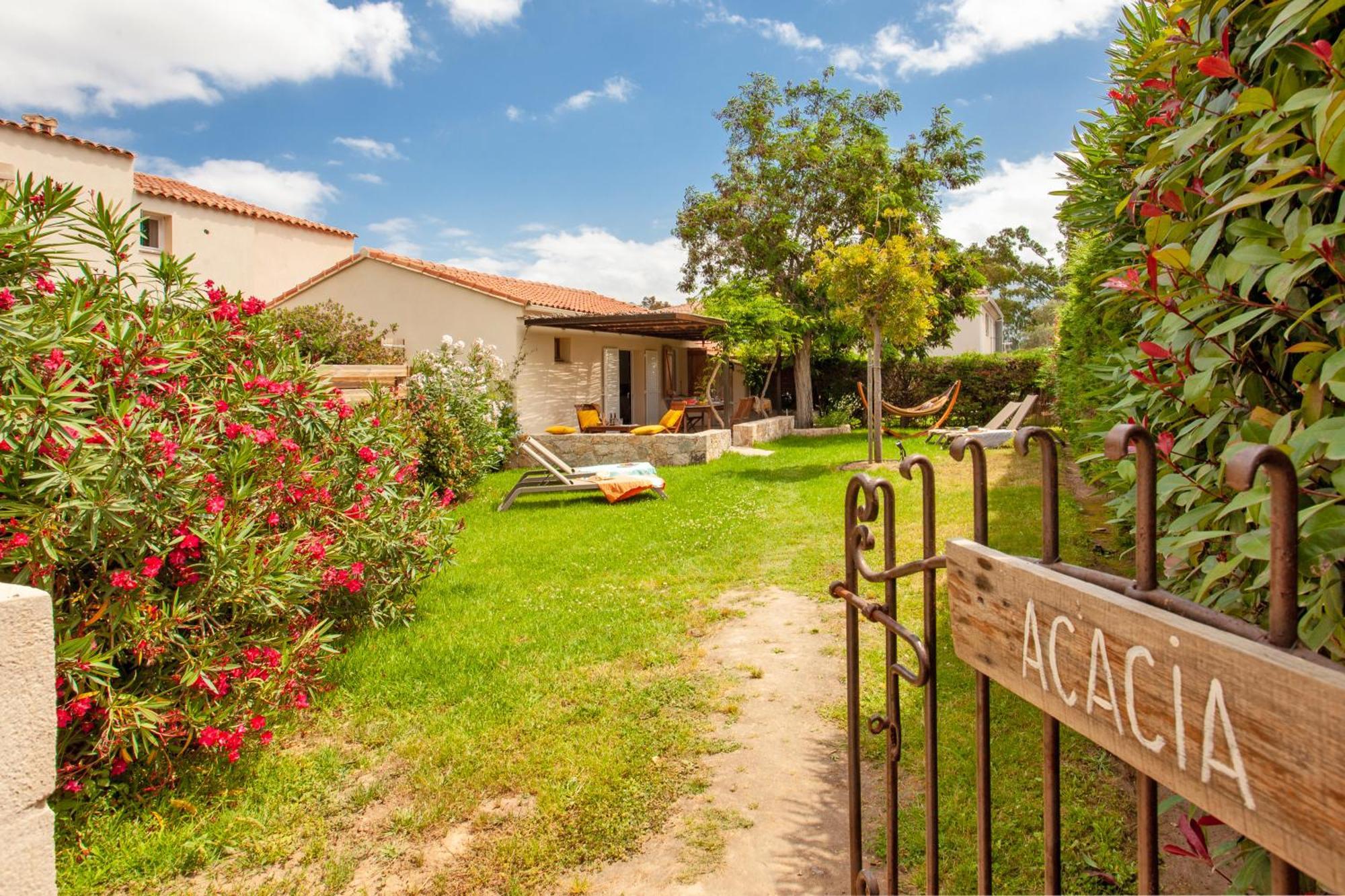 Residence Acquavital Καλβί Εξωτερικό φωτογραφία