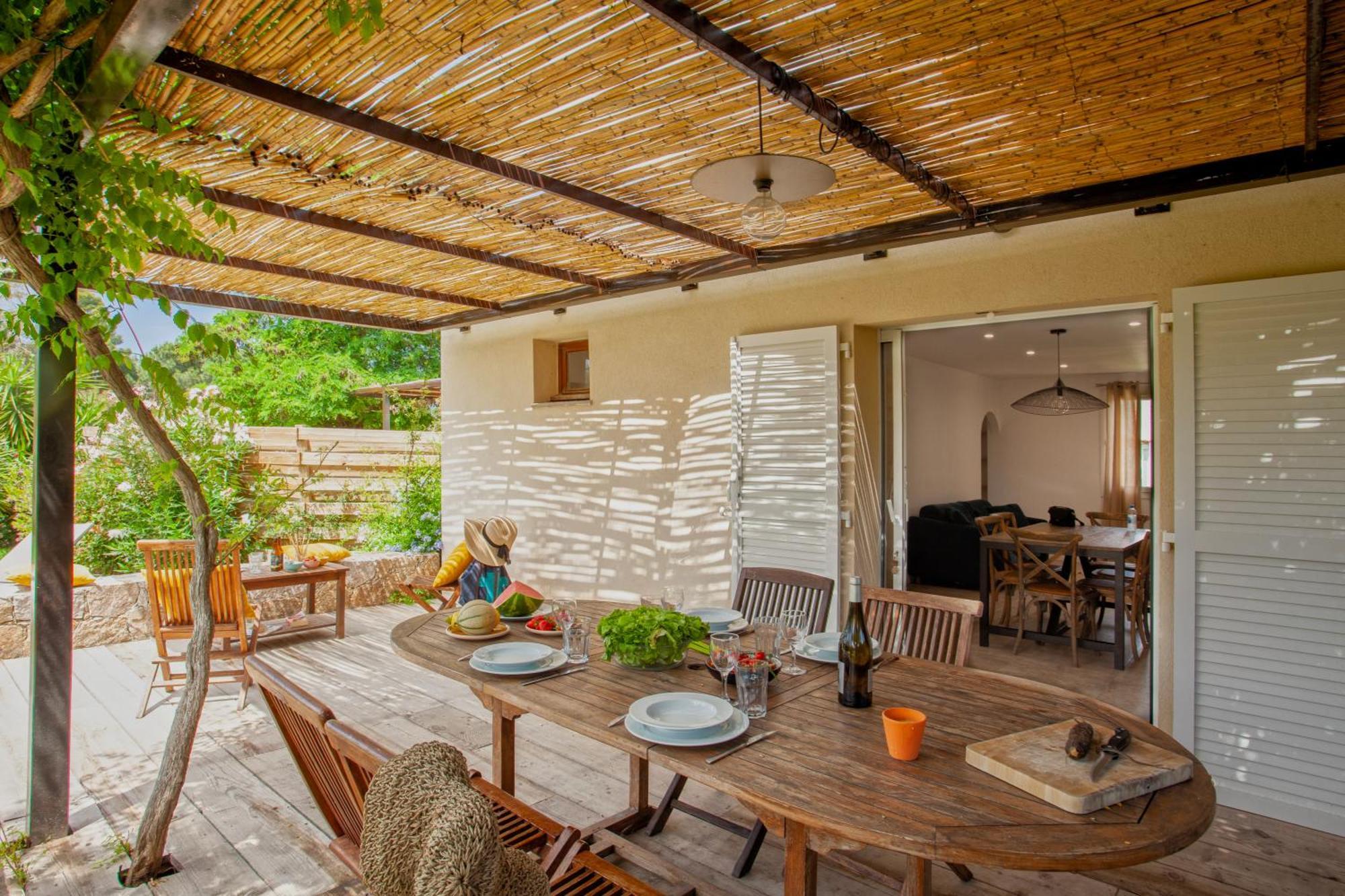 Residence Acquavital Καλβί Εξωτερικό φωτογραφία