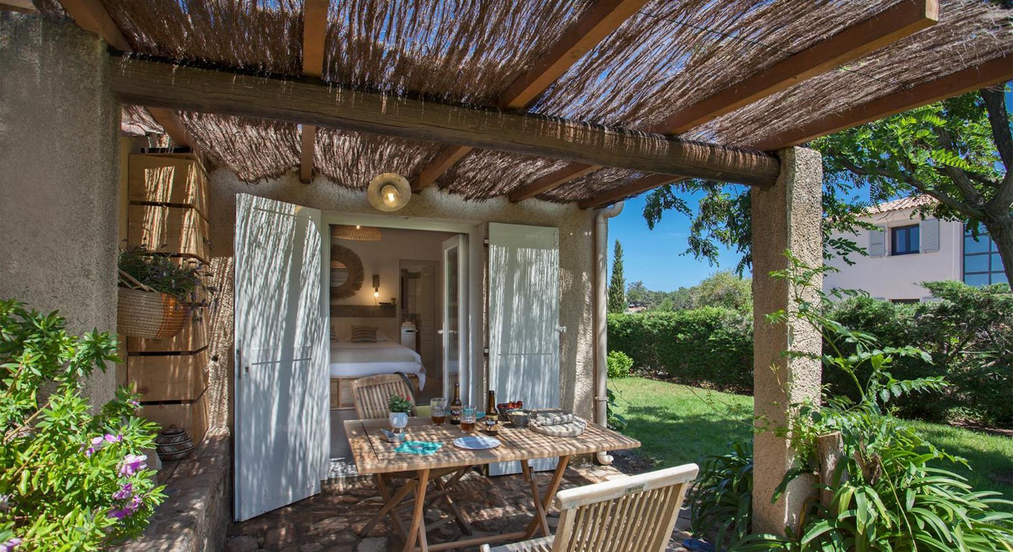 Residence Acquavital Καλβί Εξωτερικό φωτογραφία