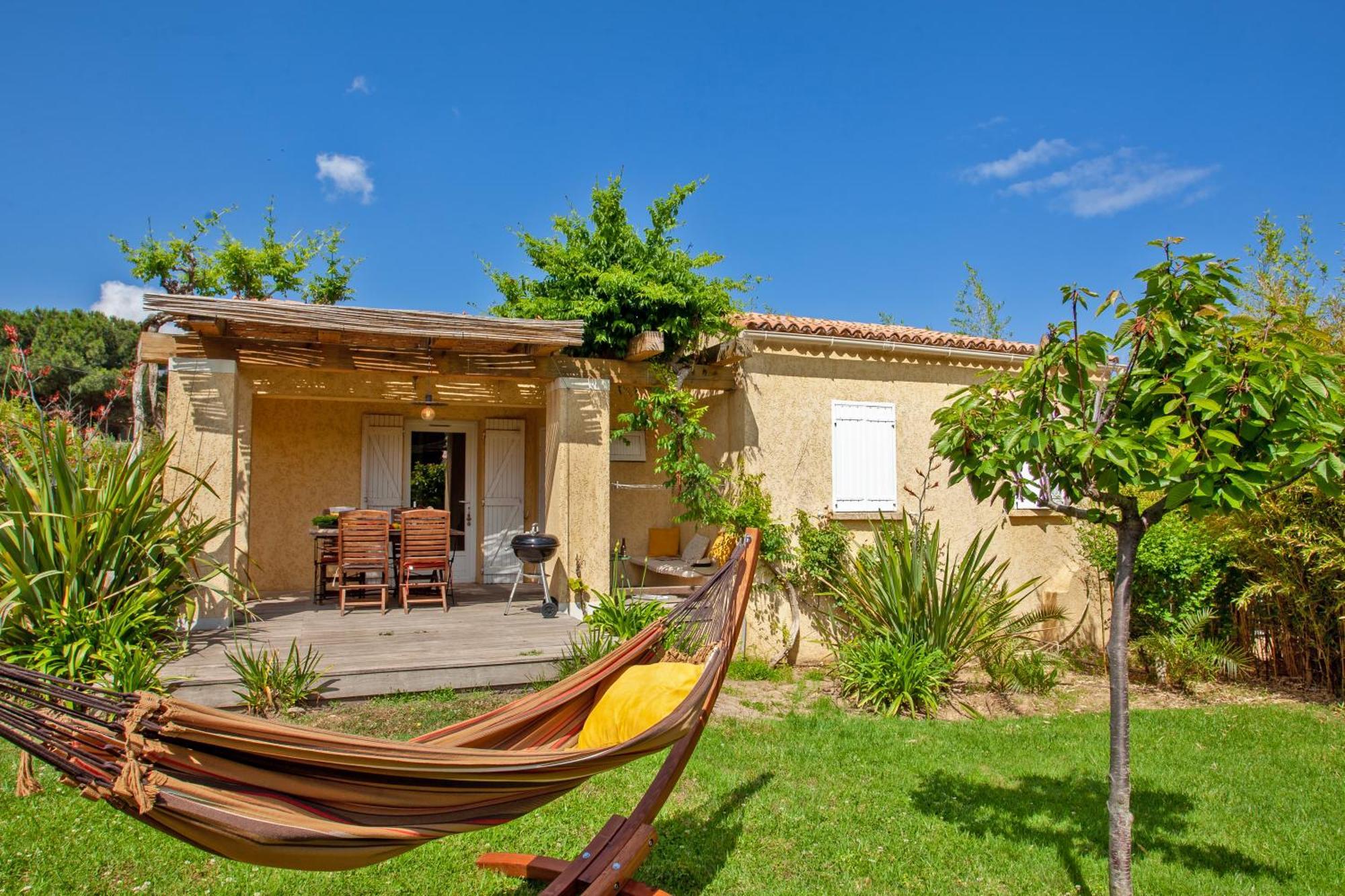 Residence Acquavital Καλβί Εξωτερικό φωτογραφία