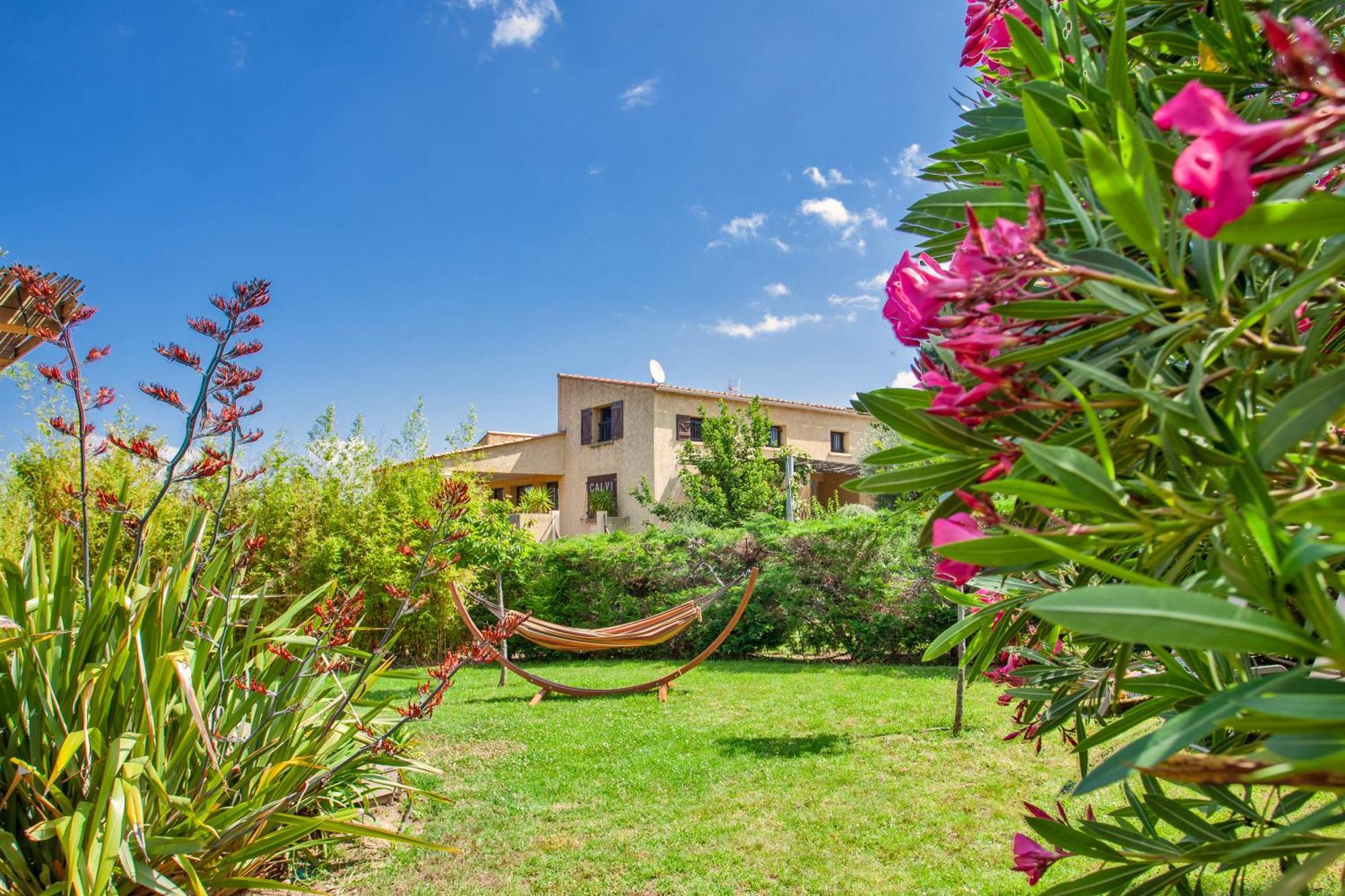 Residence Acquavital Καλβί Εξωτερικό φωτογραφία