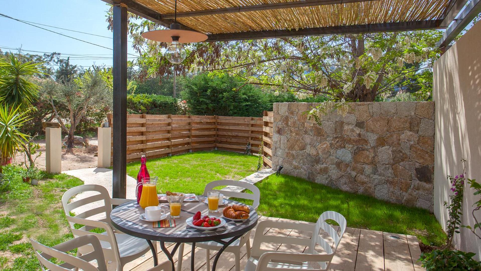 Residence Acquavital Καλβί Εξωτερικό φωτογραφία